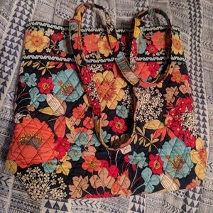 Like new vera Bradley tote bag happy snails